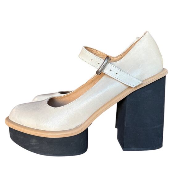 Free People Maggie Platform Mary Janes w Flaw - Missing Hardware - size 38/7.5 - Picture 10 of 15